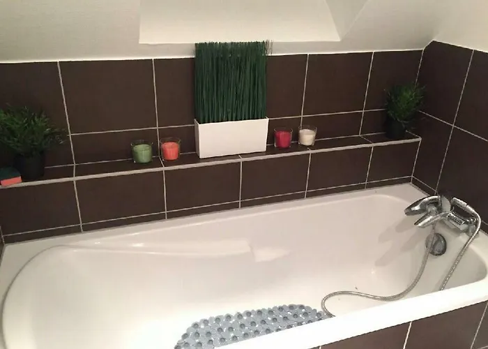 Avec Garage Centre Historique アパート *